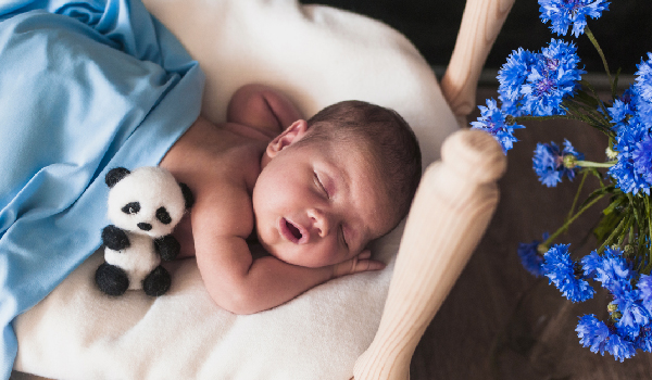 Giải pháp duy trì giấc ngủ lành mạnh cho trẻ sơ sinh